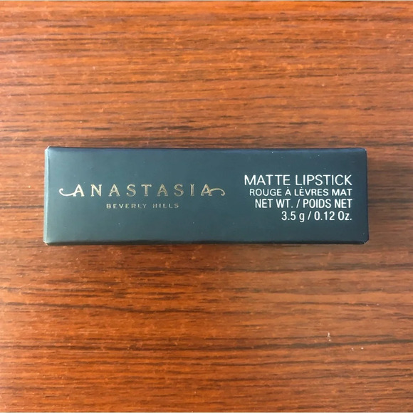 Anastasia Beverly Hills Matte Lipstick Ruby - Picture 11 of 14